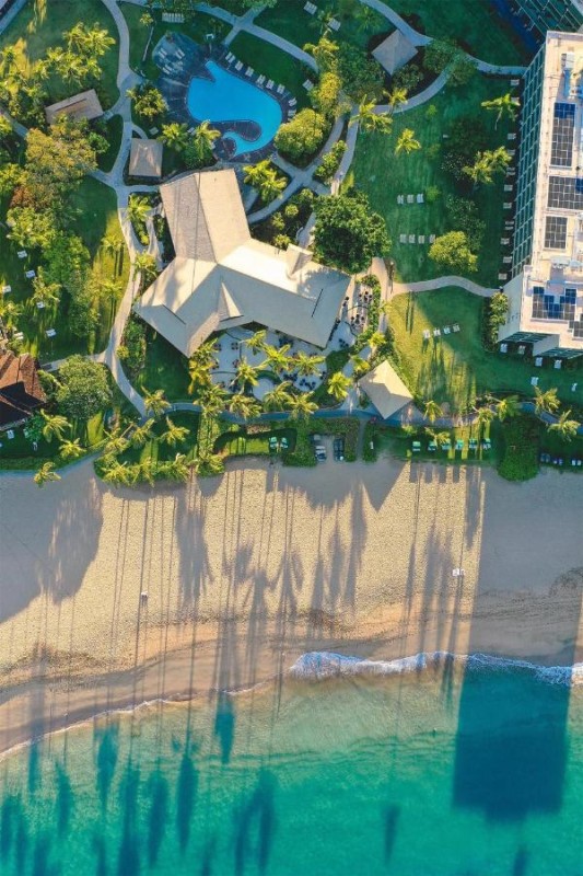 Image: OUTRIGGER Kāʻanapali Beach Resort