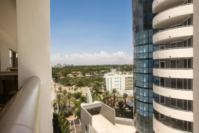 Image: Hilton Cabana Miami Beach Resort