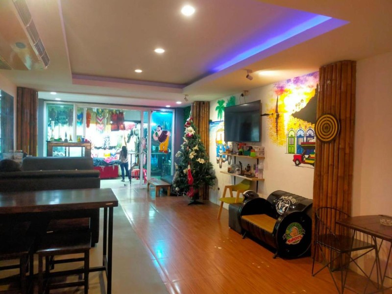 Image: Popeyes Hostel Patong