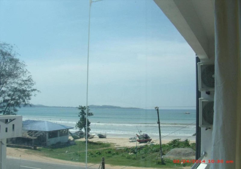 Image: Agra Lanka Beach Resort