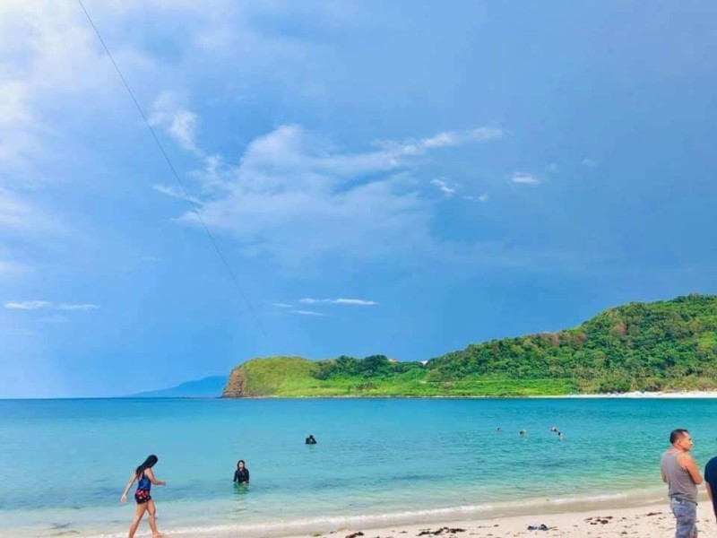 Image: Blue Lagoon Pagudpud, Ilocos Norte