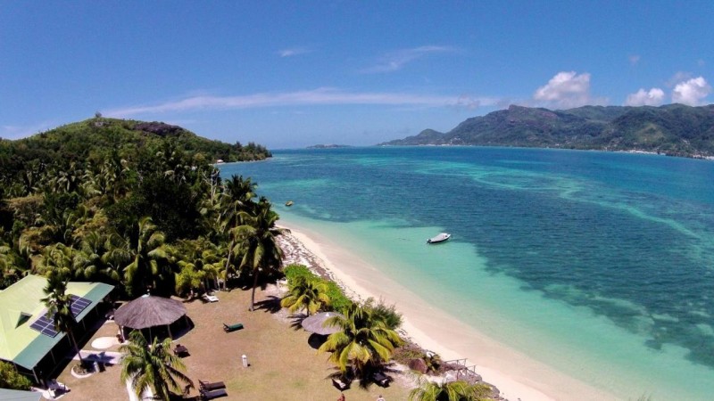 Image: L'Habitation Cerf Island