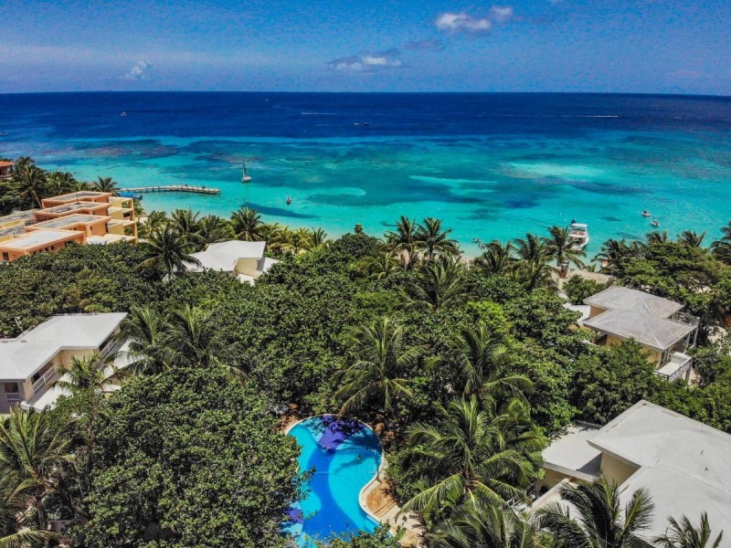 Image: Paradise Beach Resort & Dive Center
