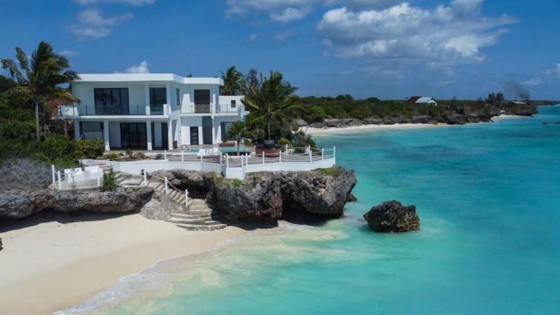 Image: Safira Blu Luxury Resort & Villas