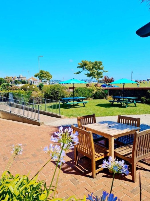 Image: Beach Hotel Torbay B&B