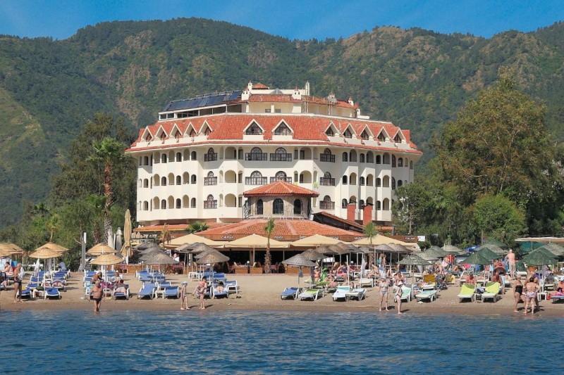 Image: Fortuna Beach Hotel