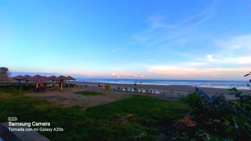 Image: Sambo Mambo Beach Hotel