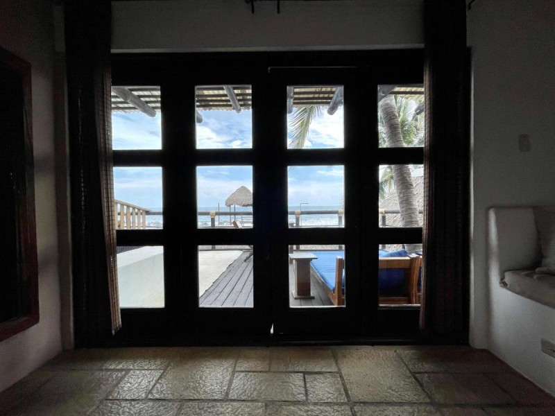 Image: Johnnys Place Hotel