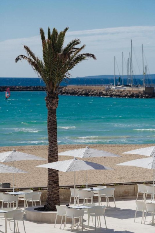 Image: THB El Cid - Adults Only
