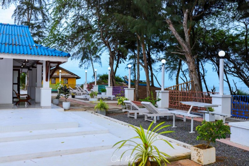 Image: Ceylonta Beach Resort and Spa