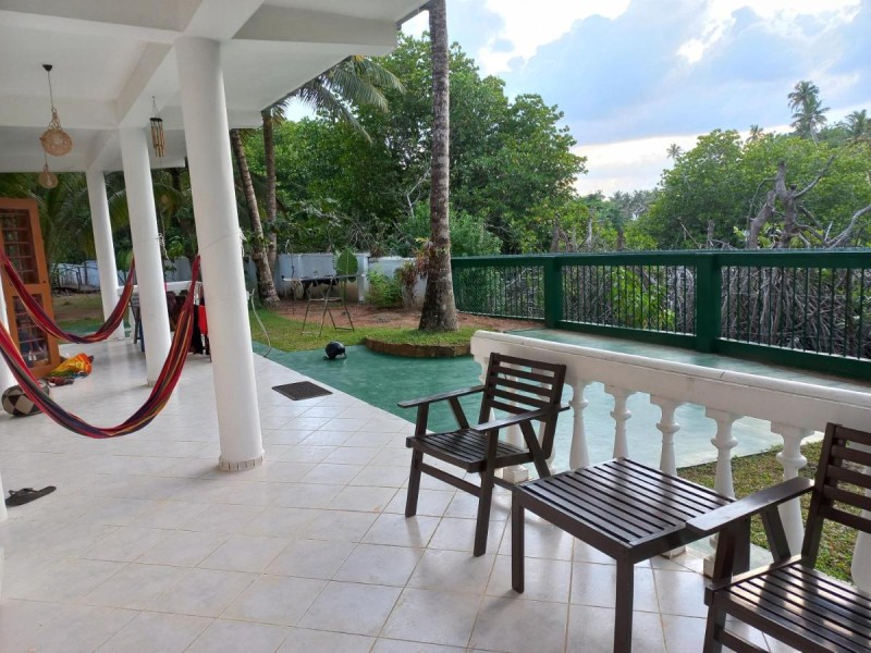 Image: Shanon Lake Villa Surf Lodge