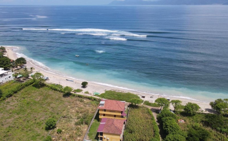 Image: Lakey Peak B and B