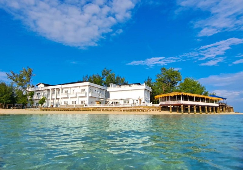 Image: Gili Beachfront Suites