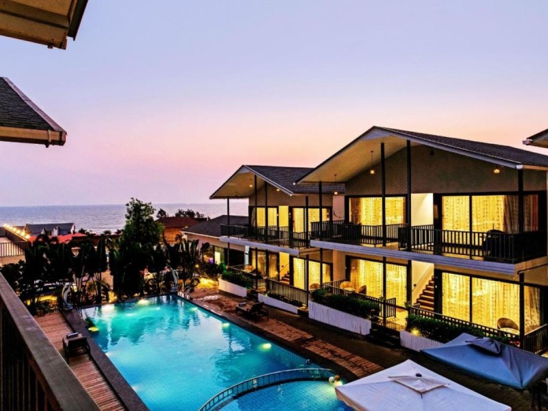 Image: Dallas Beach Resorts Ashvem Beach