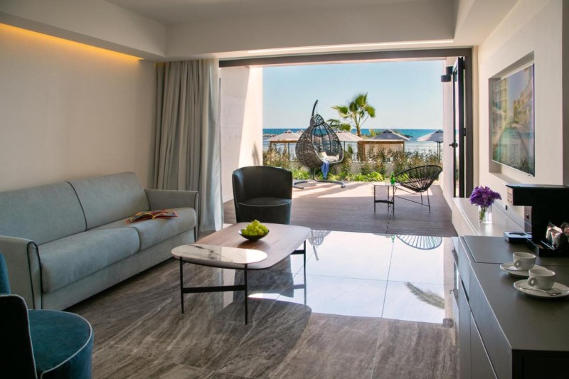 Image: Mercure Larnaca Beach Resort