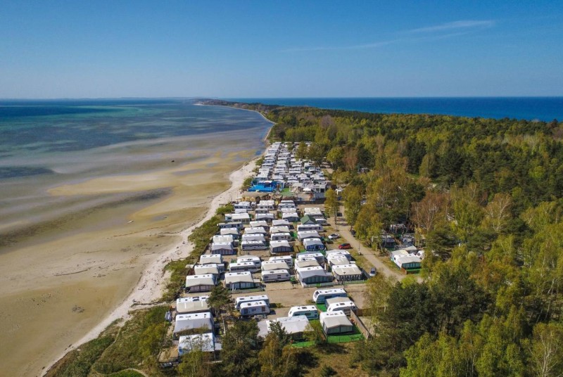 Image: Klimatyzowane Surf Domki - Maszoperia Sun4Hel - Letnia Baza SnowShow na Półwyspie Helskim